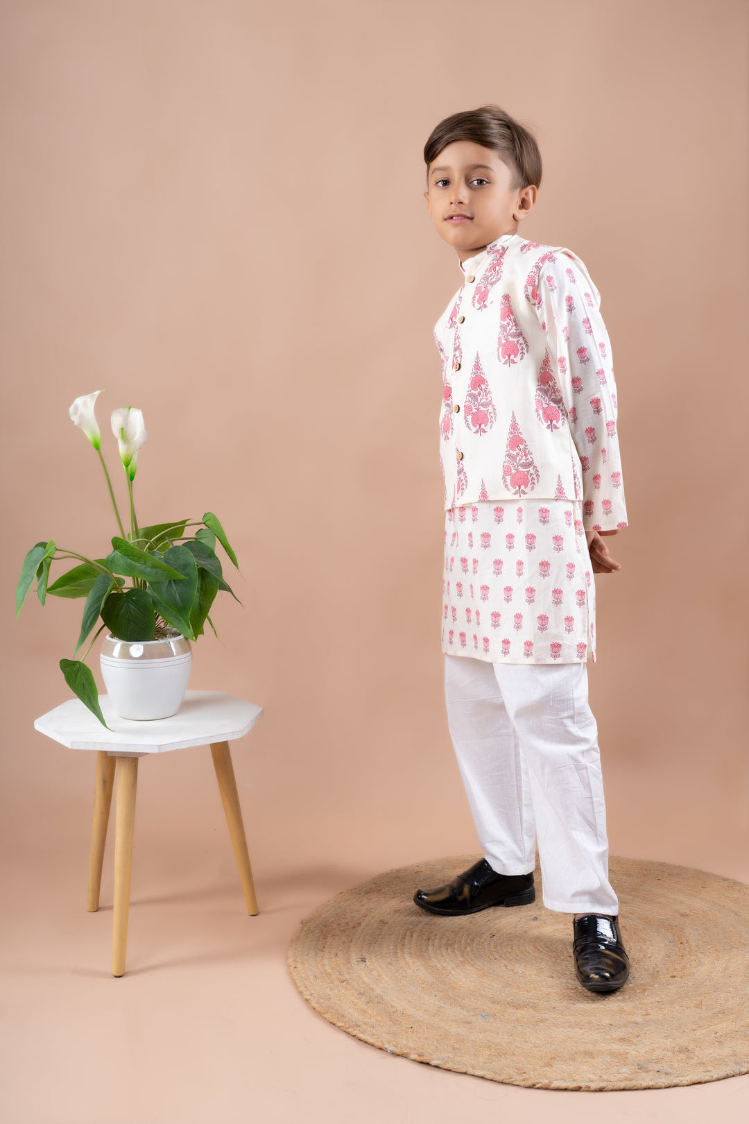 Pink Lotus Motif Kurta Set